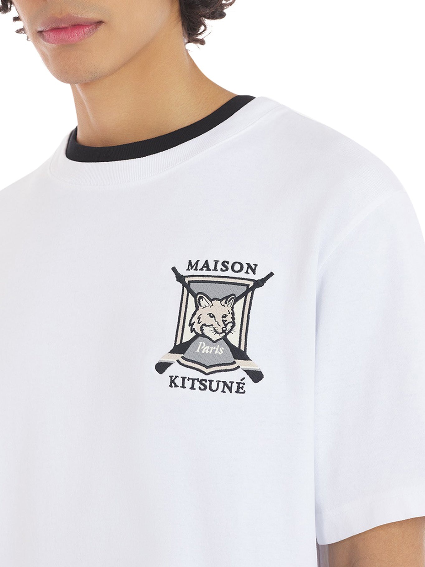 Maison Kitsuné COLLEGE FOX EMBROIDERED COMFORT TEE-SHIRT | REVERSIBLE