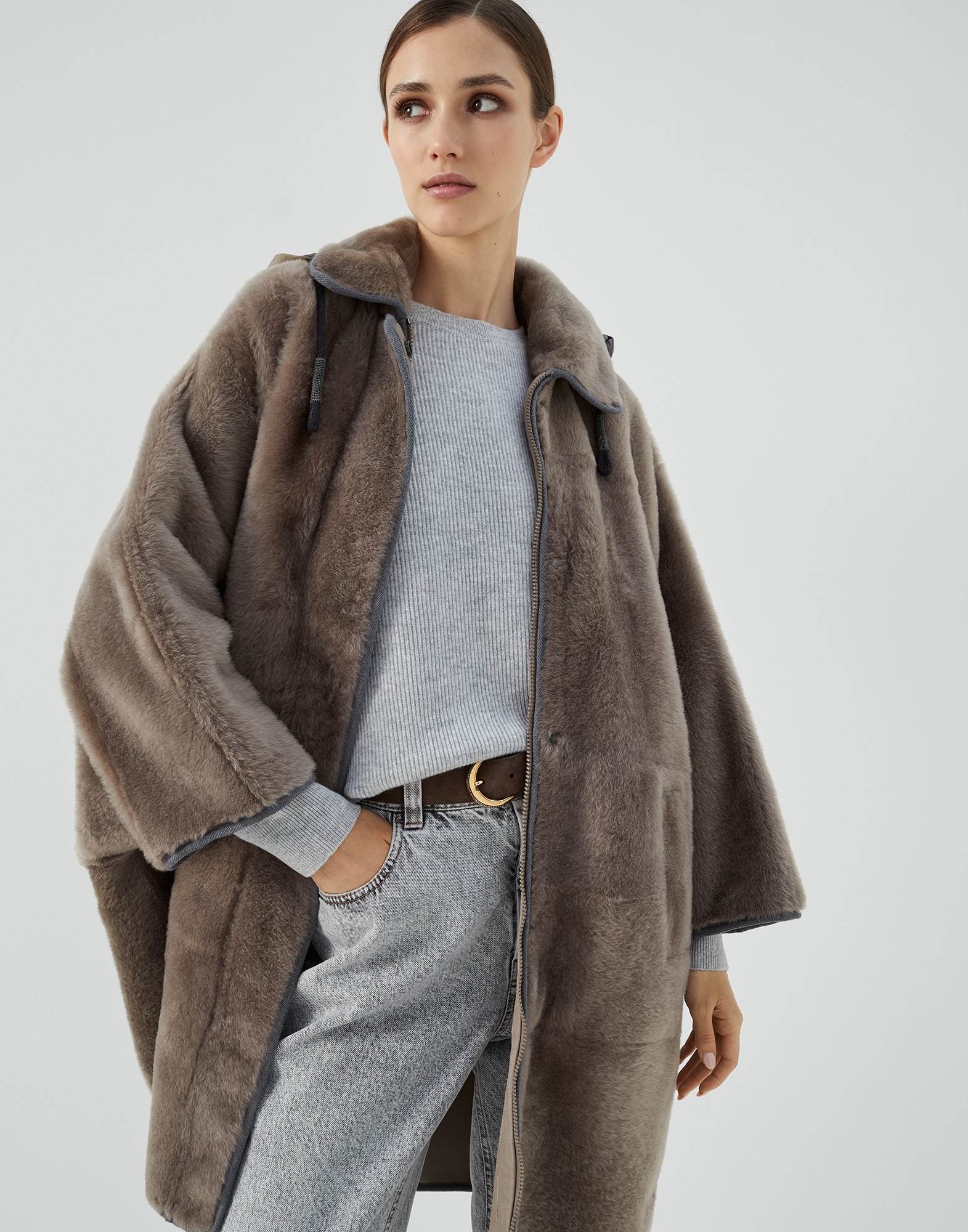 Reversible shearling coat with monili - 4