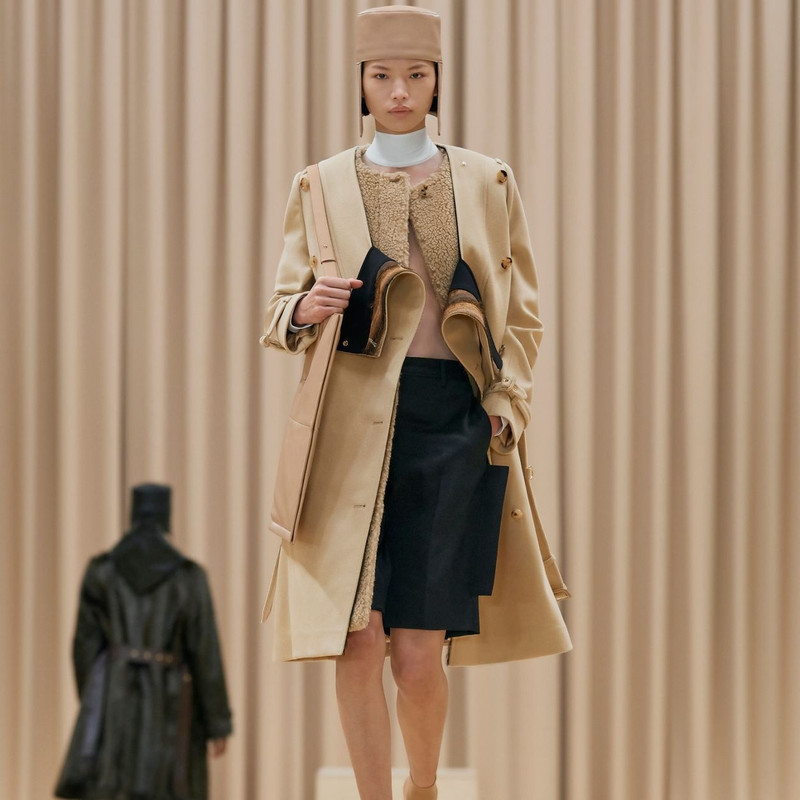 Contrast Facing Wool Cashmere V-neck Trench Coat 7
