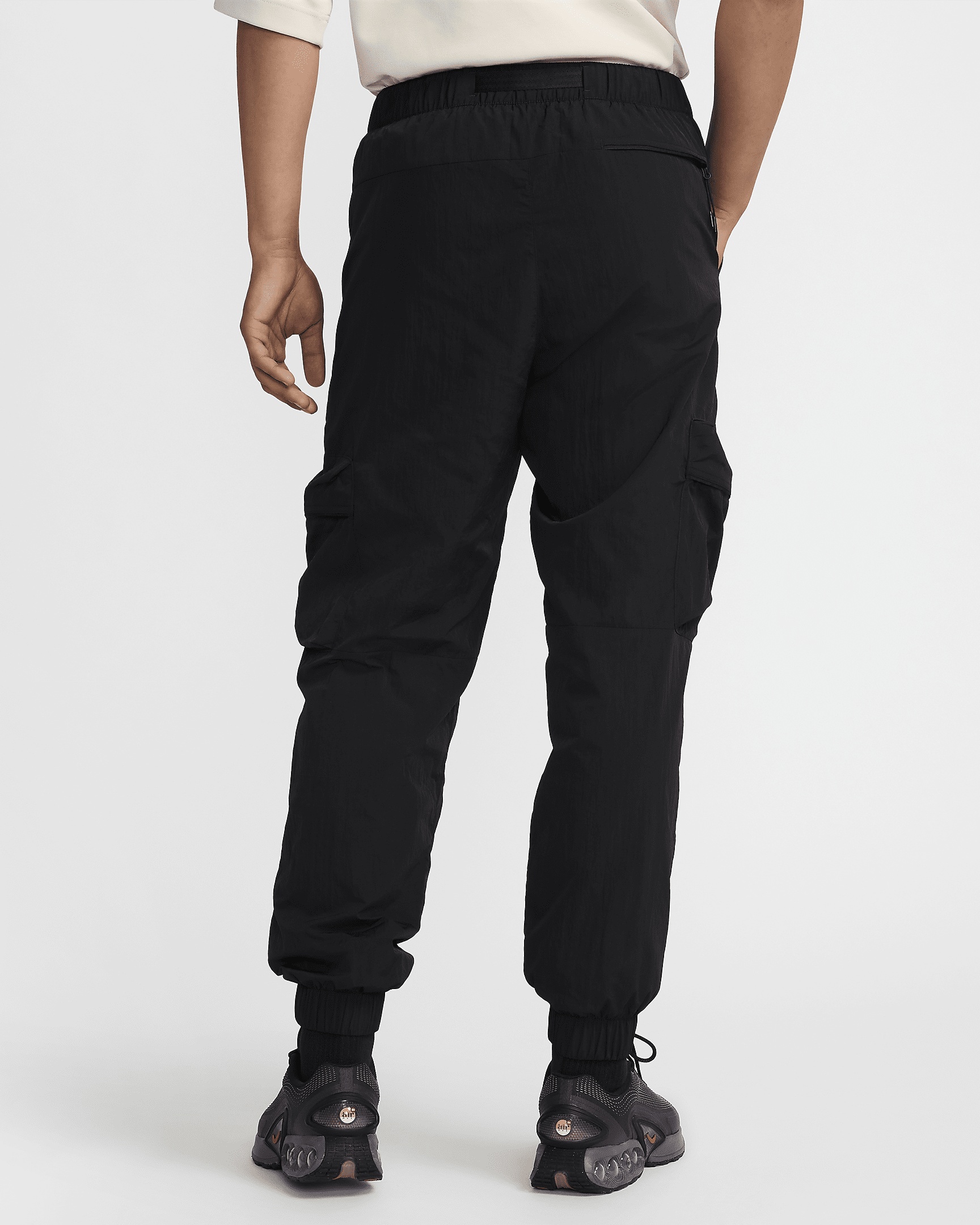 Nike men's woven cargo pants deals