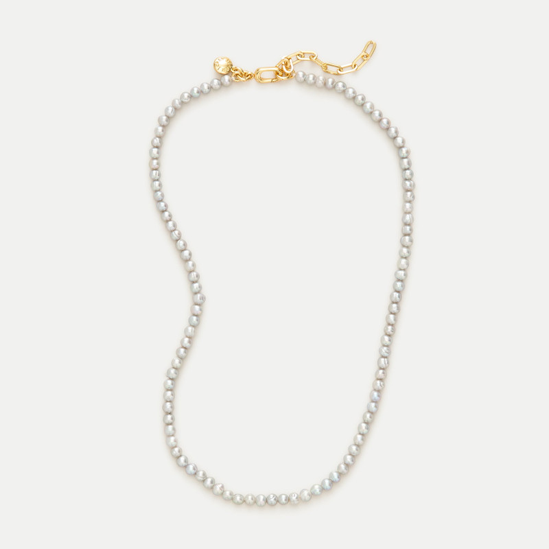 Grey freshwater pearl necklace 1