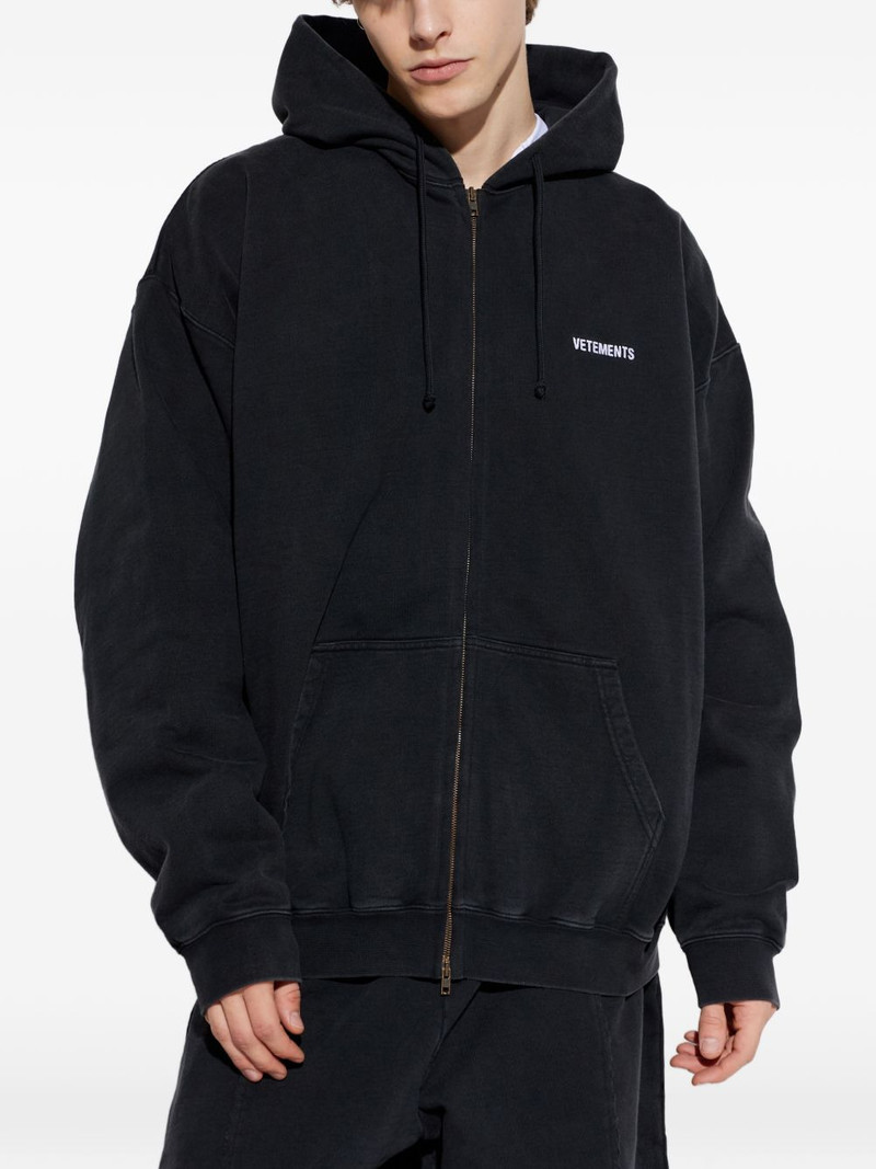 long-detail zip-fastening hoodie 3