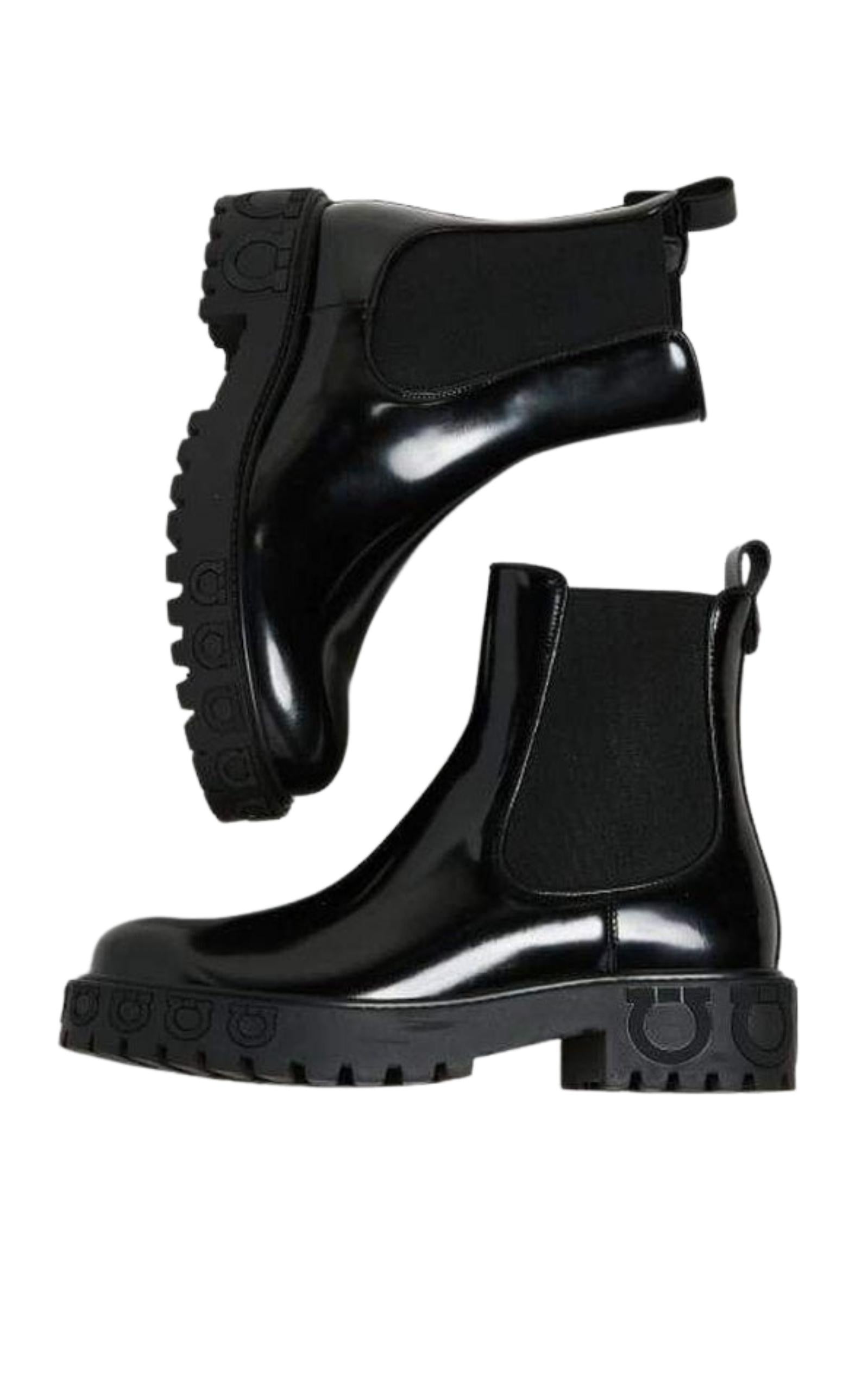 Varsi Leather Gancini-Sole Chelsea Boots - 4