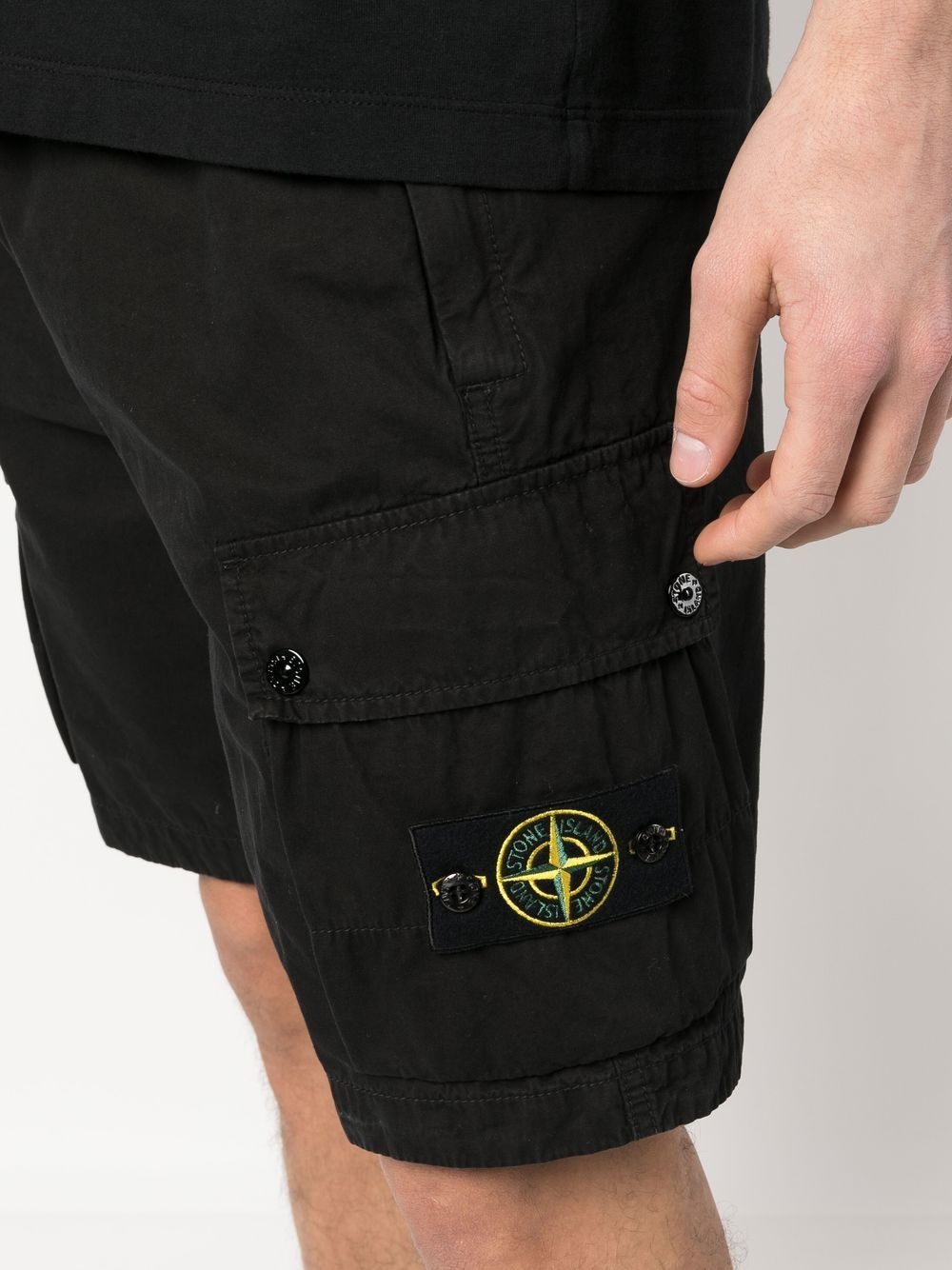 Compass-patch cargo shorts - 5