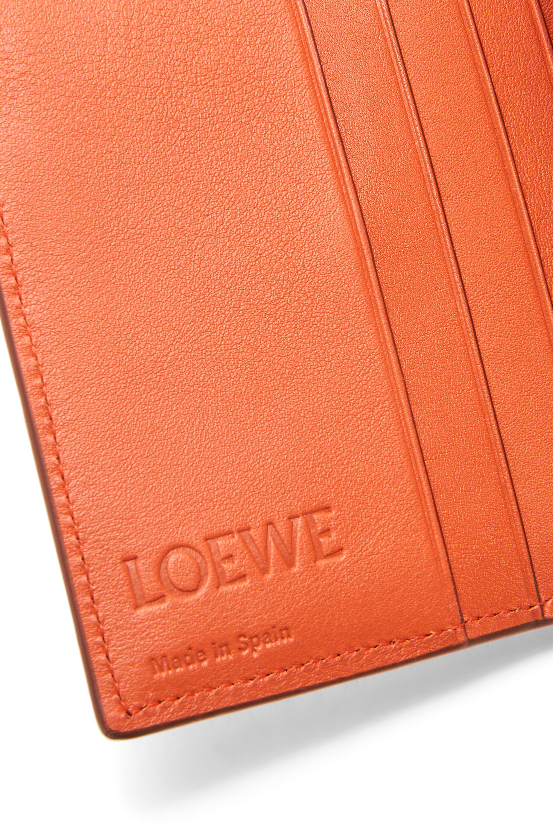 Compact zip wallet in soft grained calfskin - 5