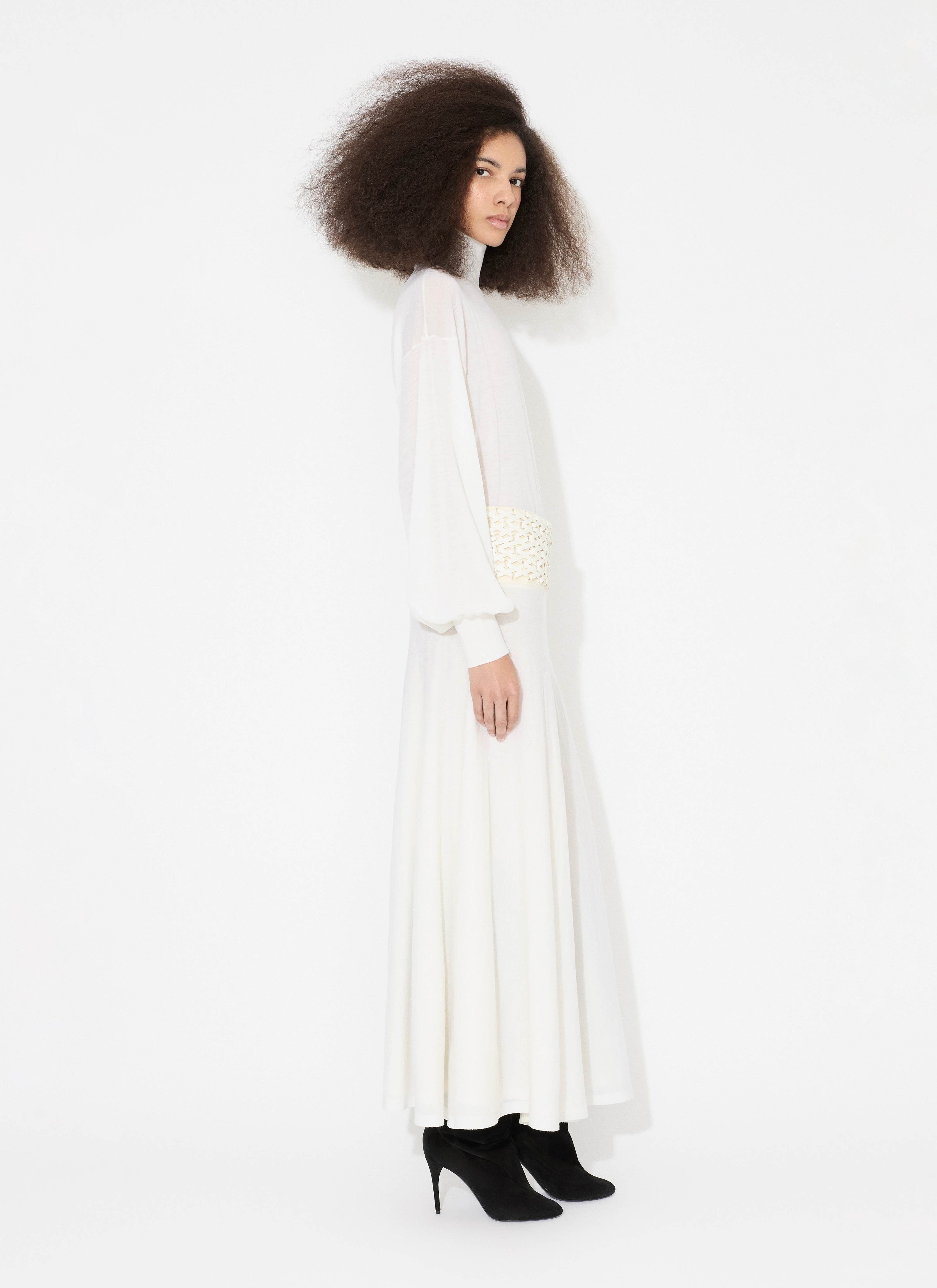 LONG FLUID KNITTED SKIRT - 4