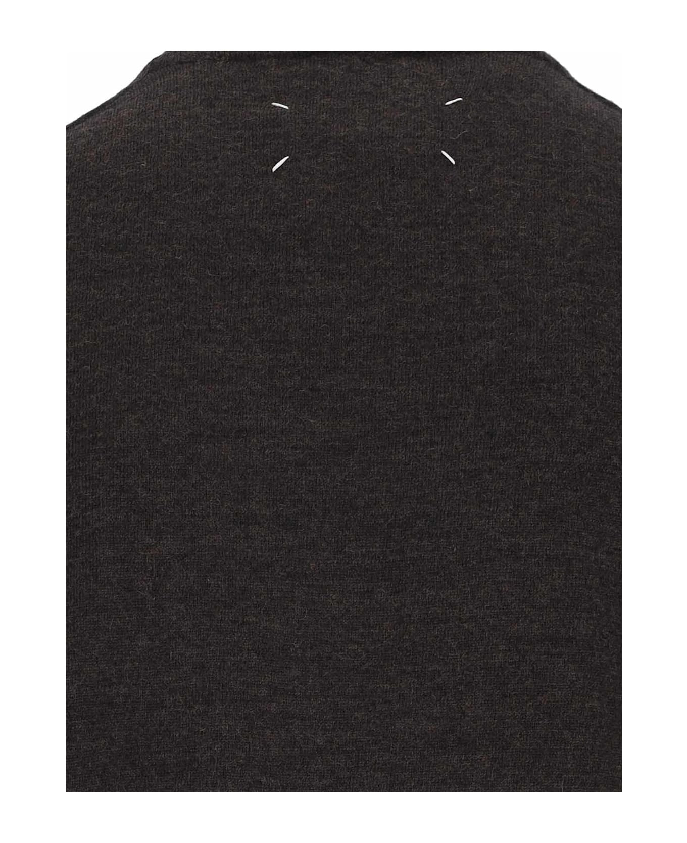 Wool Sweater - 4