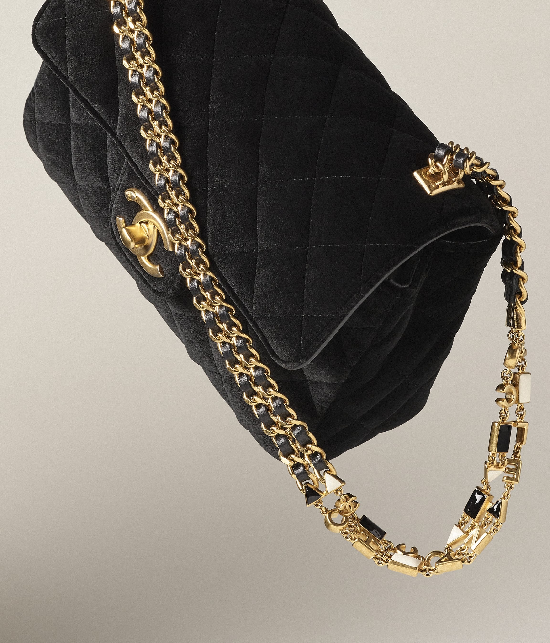 Small Flap Bag - 4