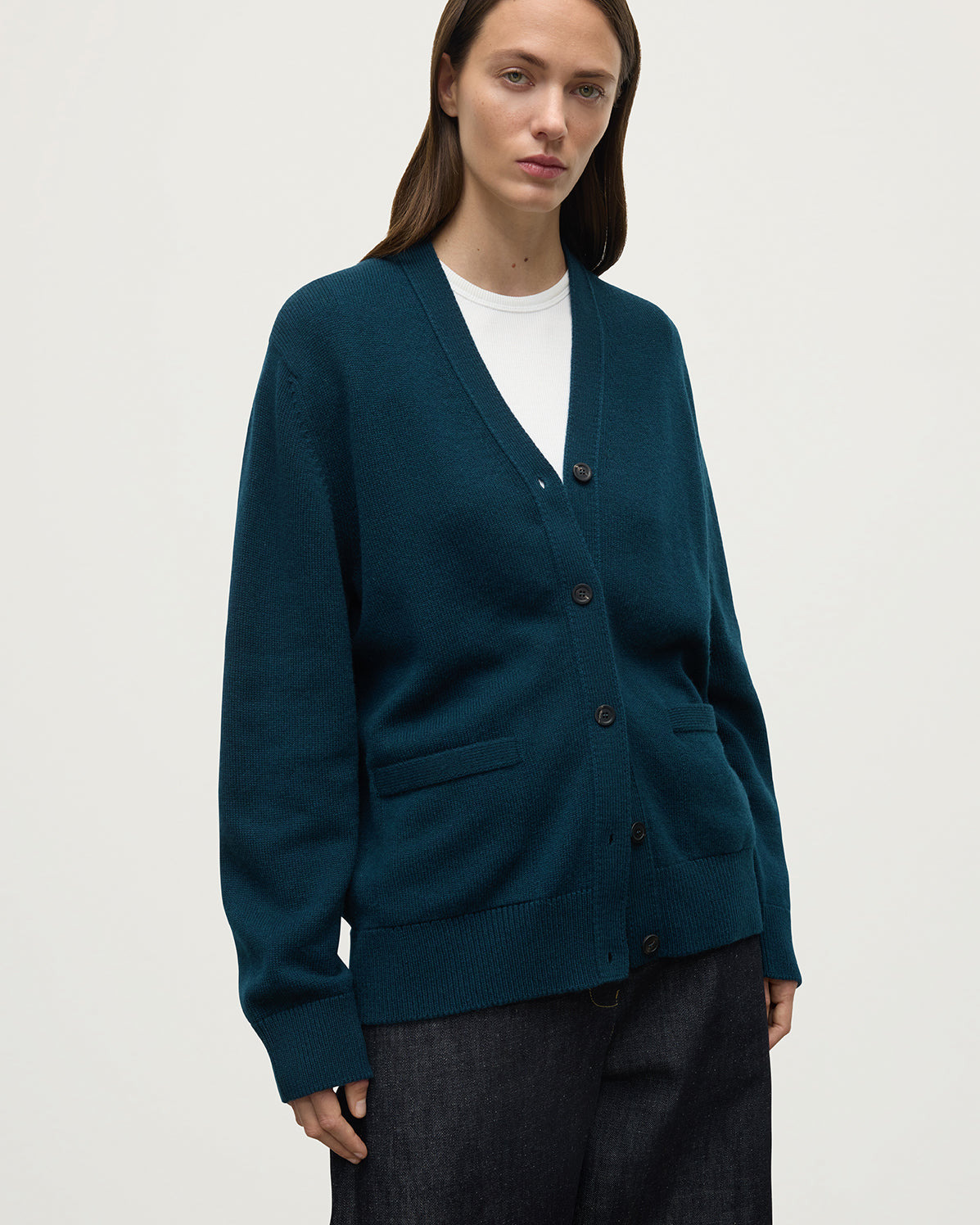 Boyfriend-Fit Green Cashmere Cardigan - 5