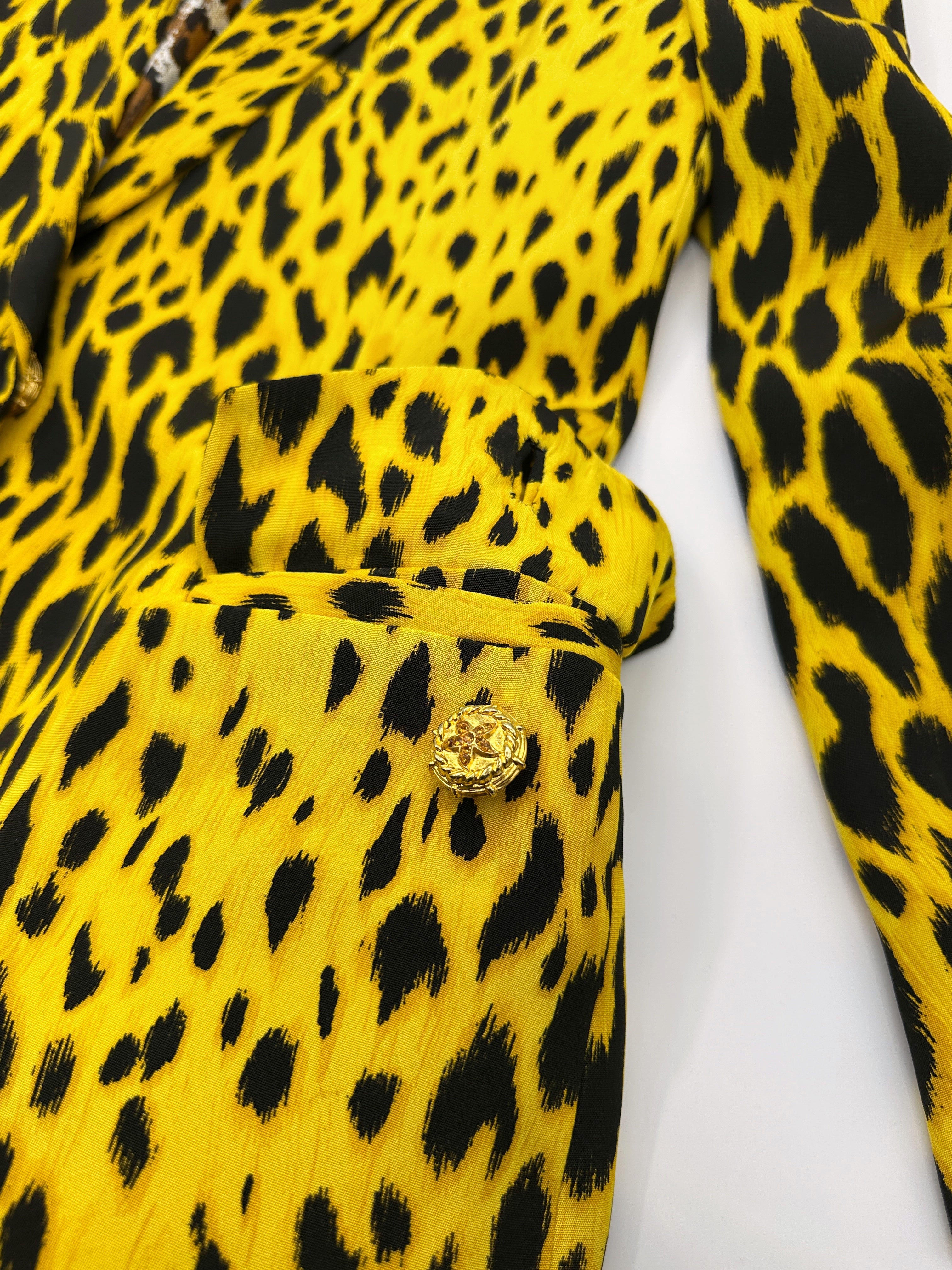 MONUMENTAL Gianni Versace Spring 1992 ANIMALIER Runway Leopard Print Silk Blazer Skirt Set 42 - 17