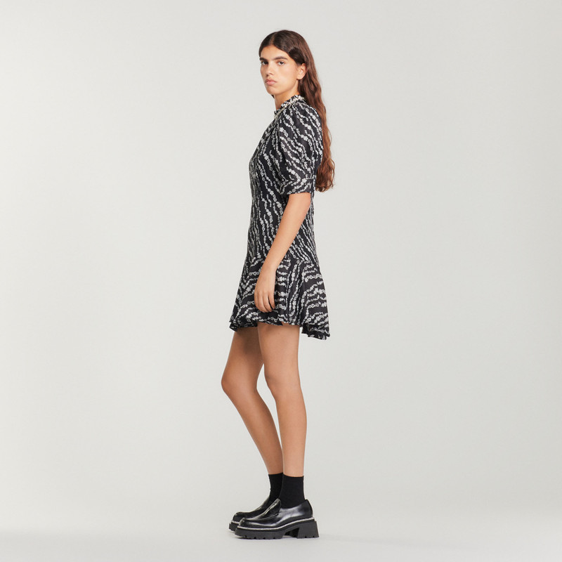 Short flowing dress 7