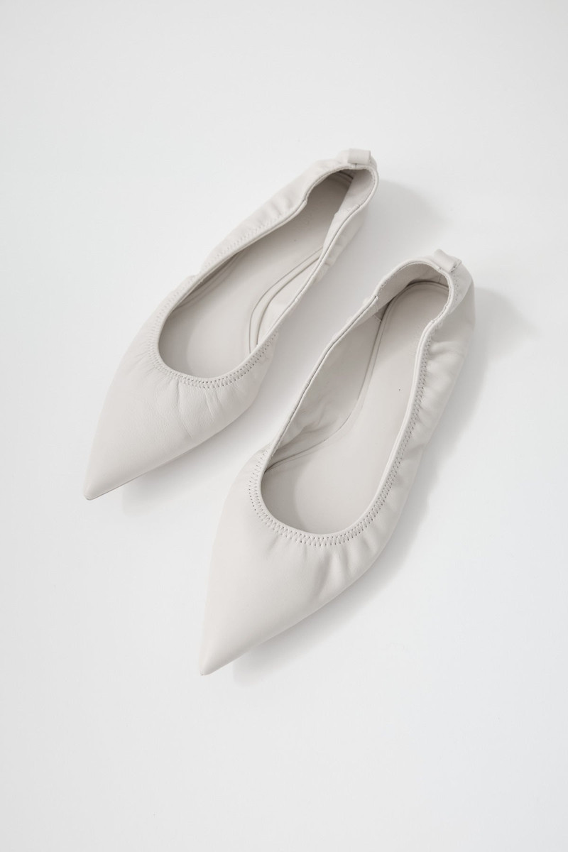 Soft Leather Flat - Cool White 1