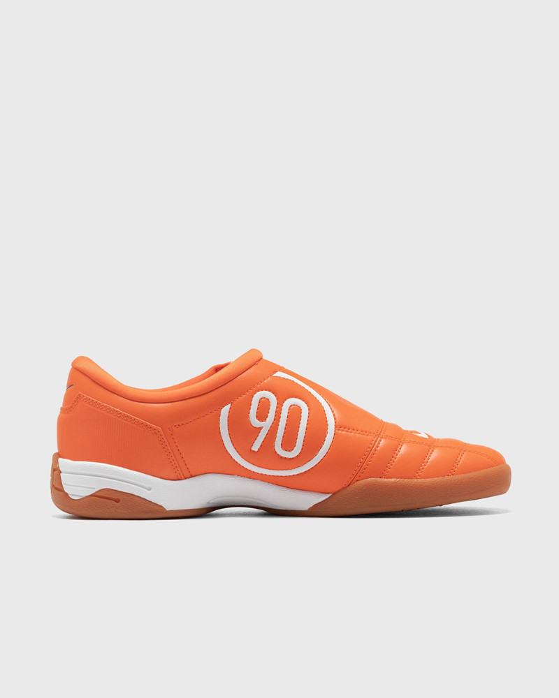 Nike Total 90 SP outlook