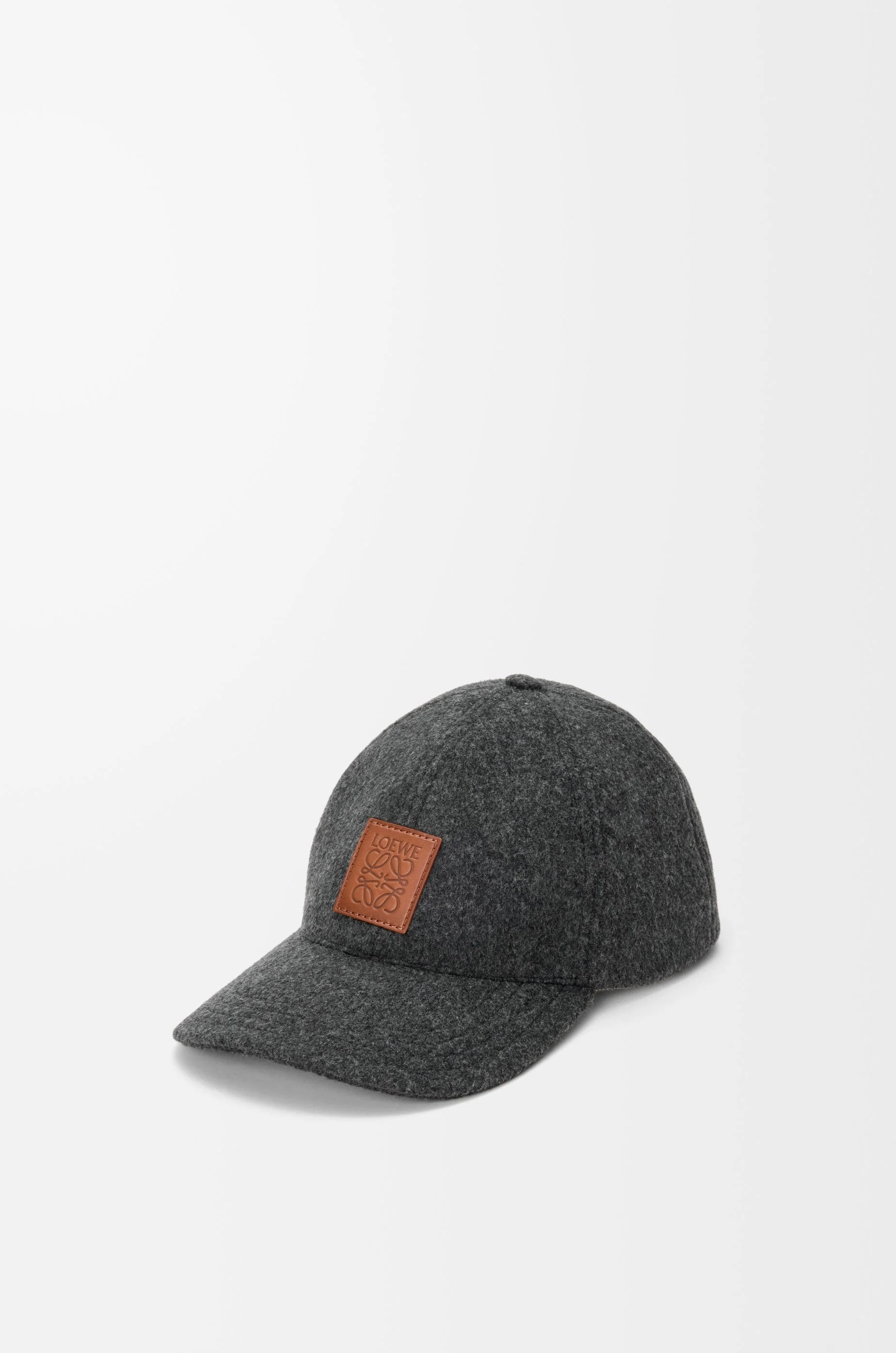 Patch cap in wool - 1
