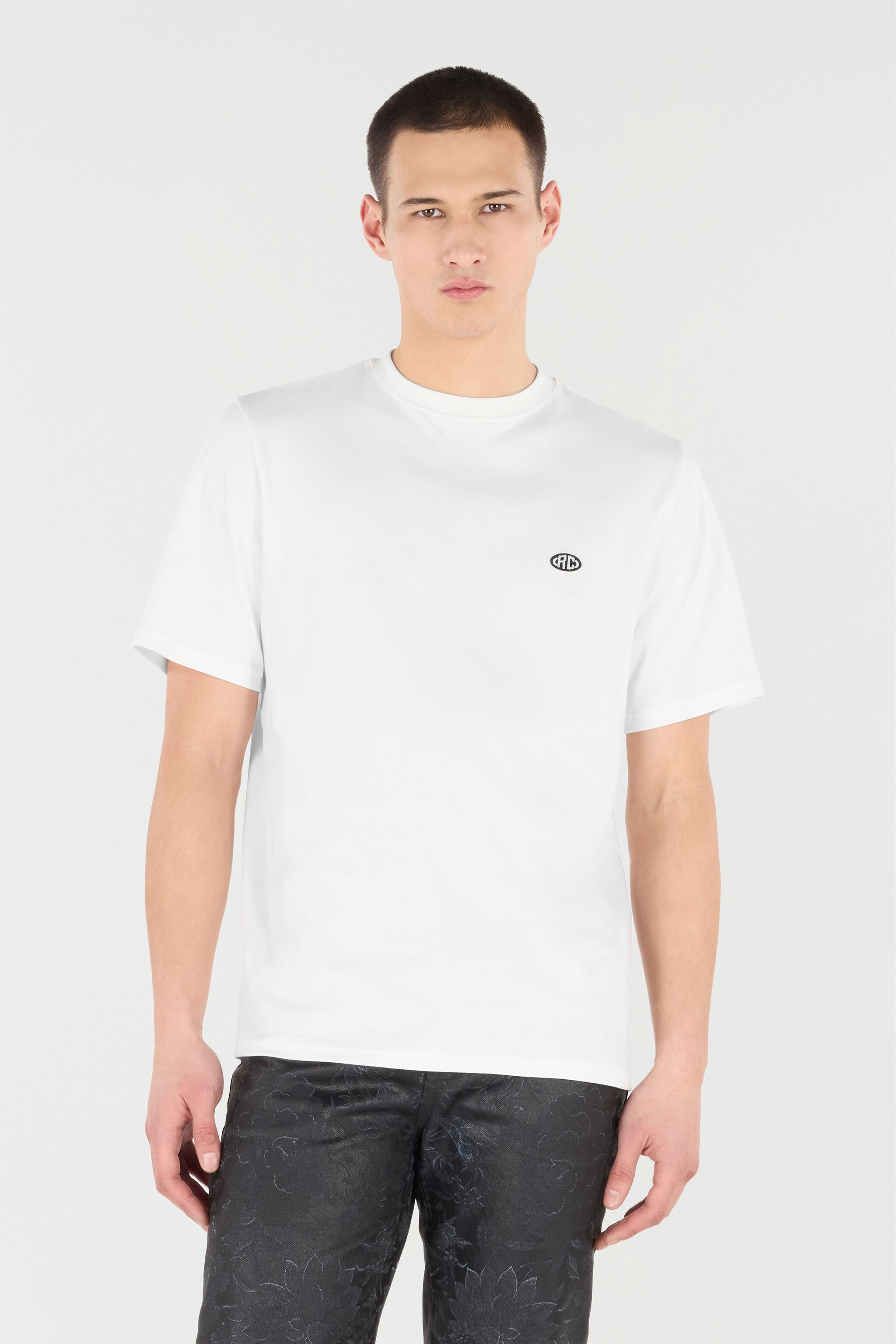 T-Shirt with Logo Patch - 3