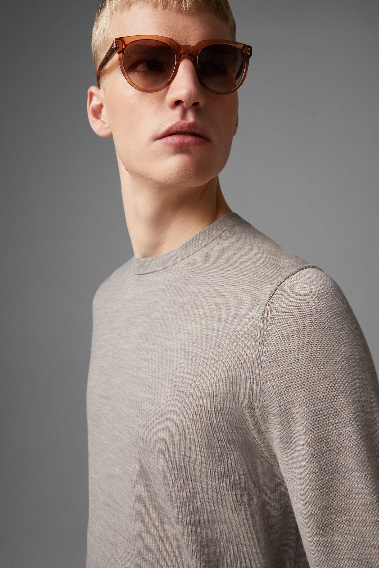Ole sweater in Taupe - 4