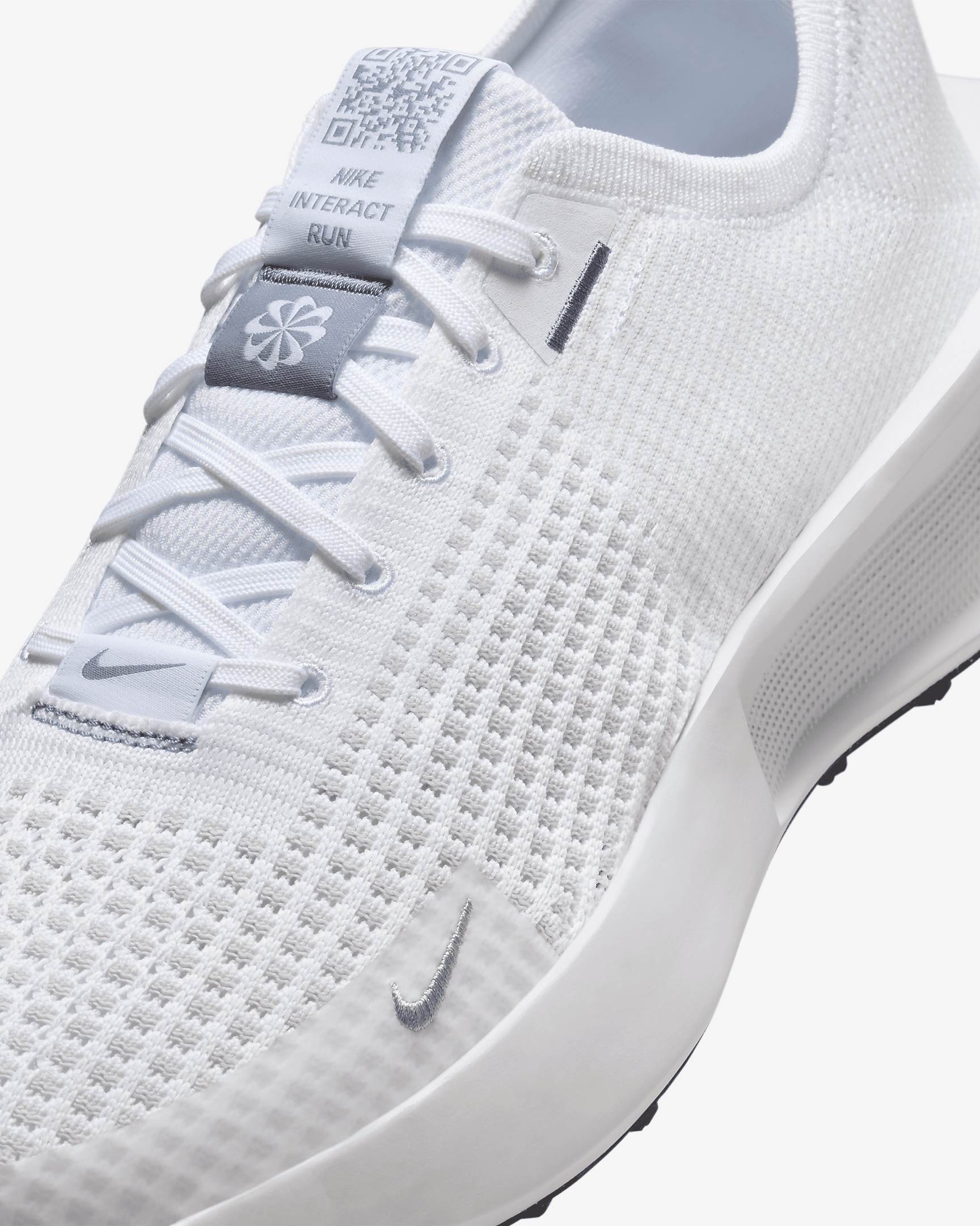 Nike Interact Run SE Men's Road Running Shoes - 7