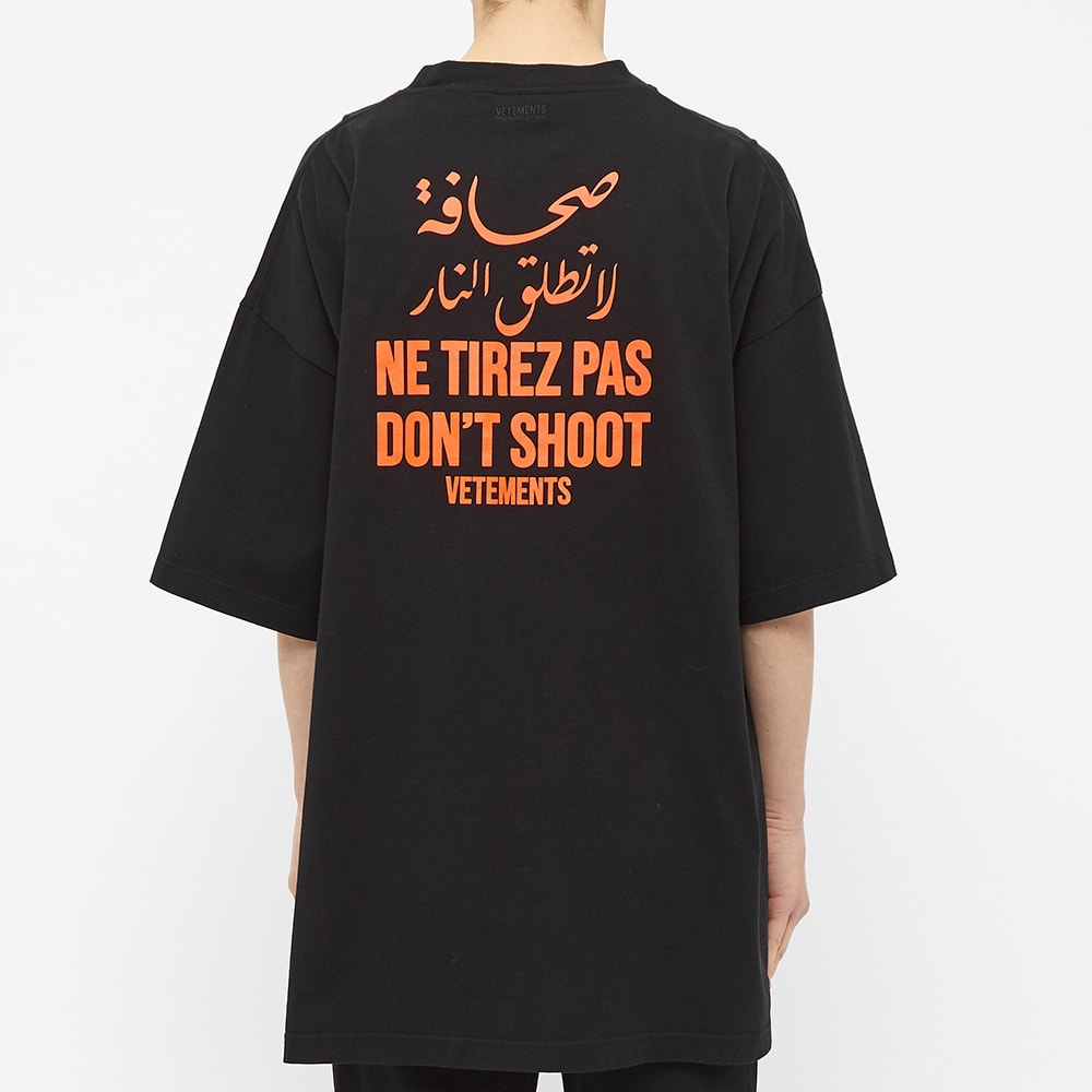 VETEMENTS Don't Shoot Tee - 5