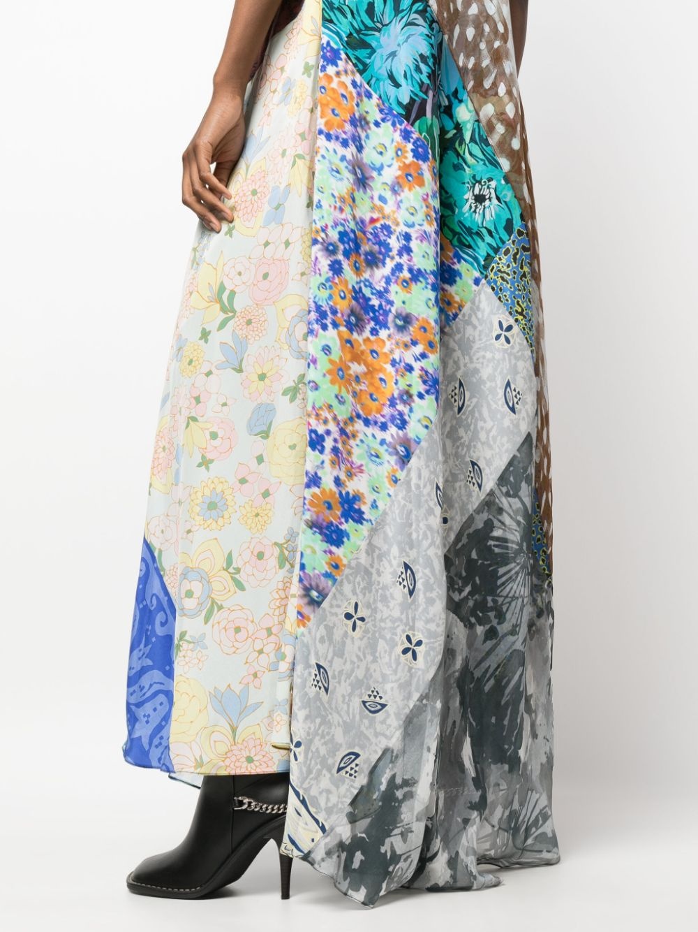 Regenerated patchwork silk dress - 5