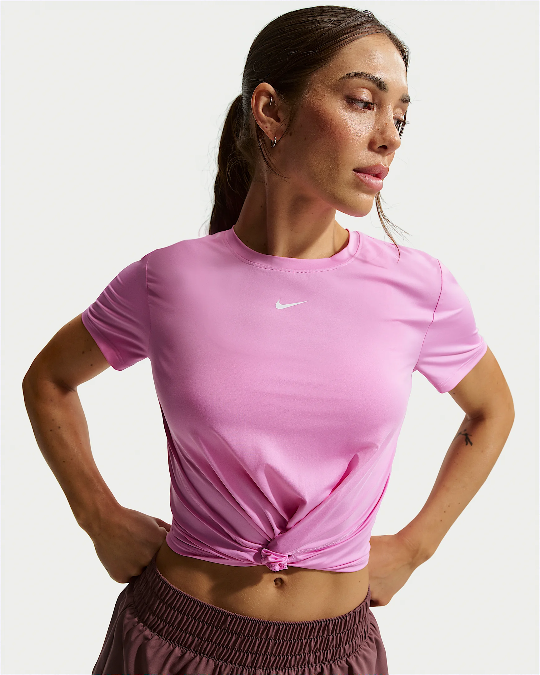 Nike One Classic Twist Women's Dri-FIT Short-Sleeve Top - 1