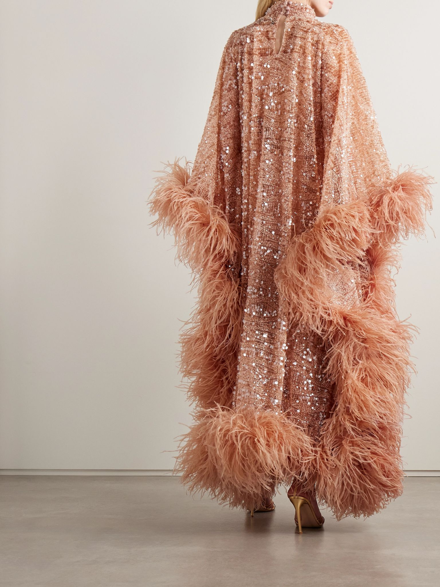 Casta Diva Sublime oversized feather-trimmed sequined tulle gown Blush - 3