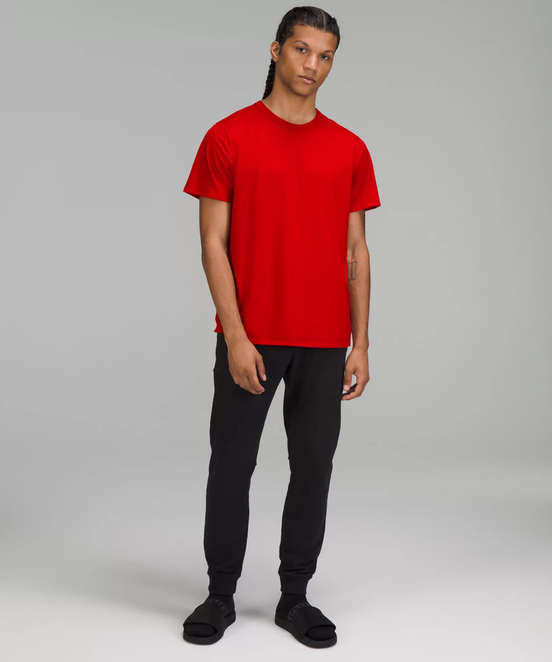 lululemon lululemon Fundamental T-Shirt outlook