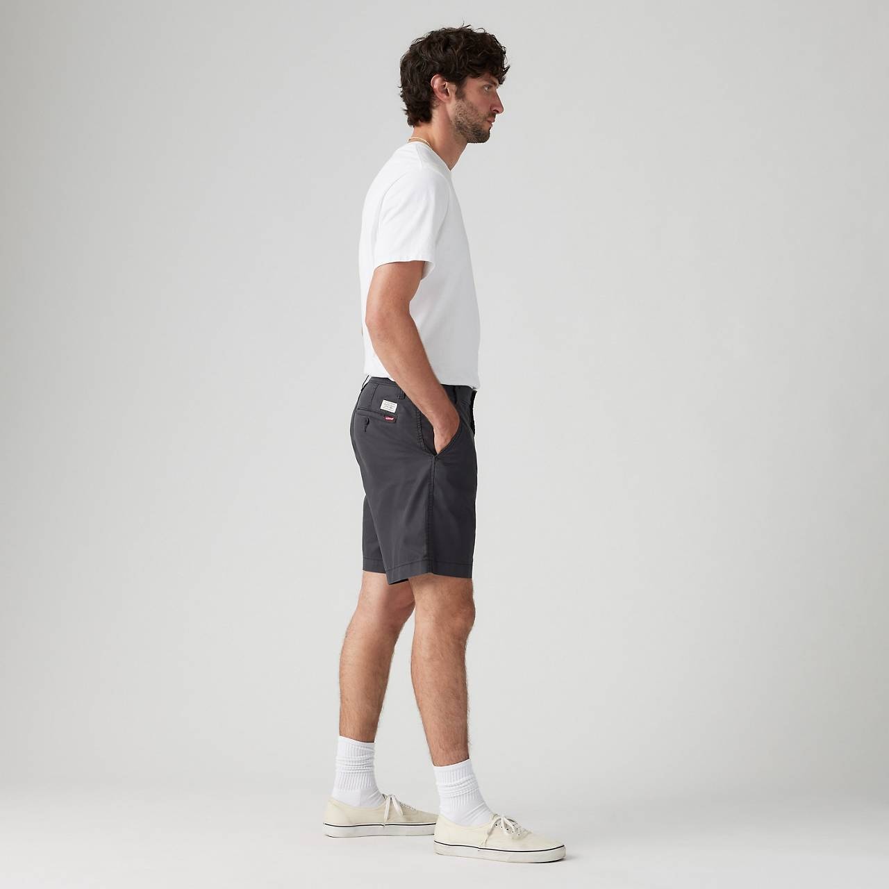 LEVI'S® XX CHINO AUTHENTIC RELAXED 8" LIGHTWEIGHT TWILL MEN'S SHORTS - 6