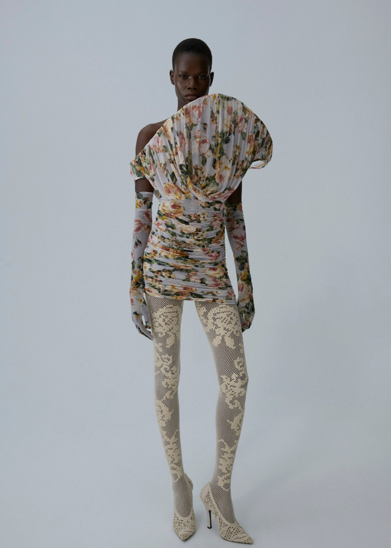 Cupro gloves in cream rose print 3