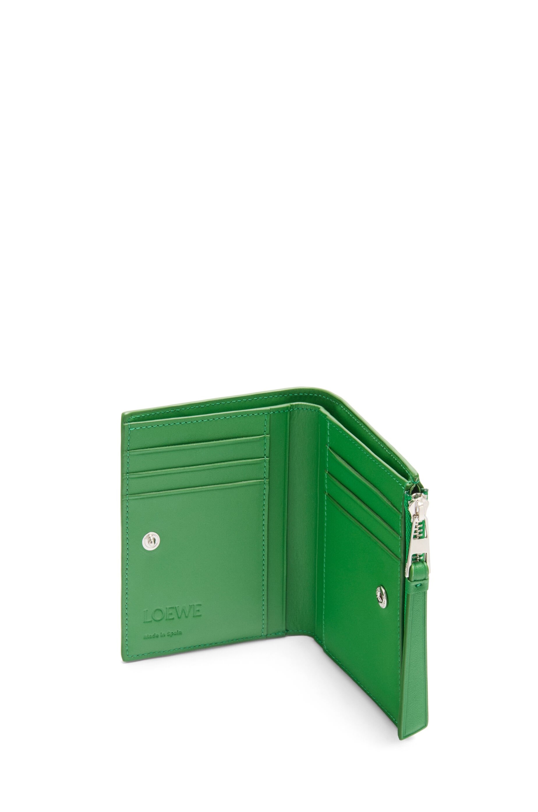 Puzzle slim compact wallet in classic calfskin - 3