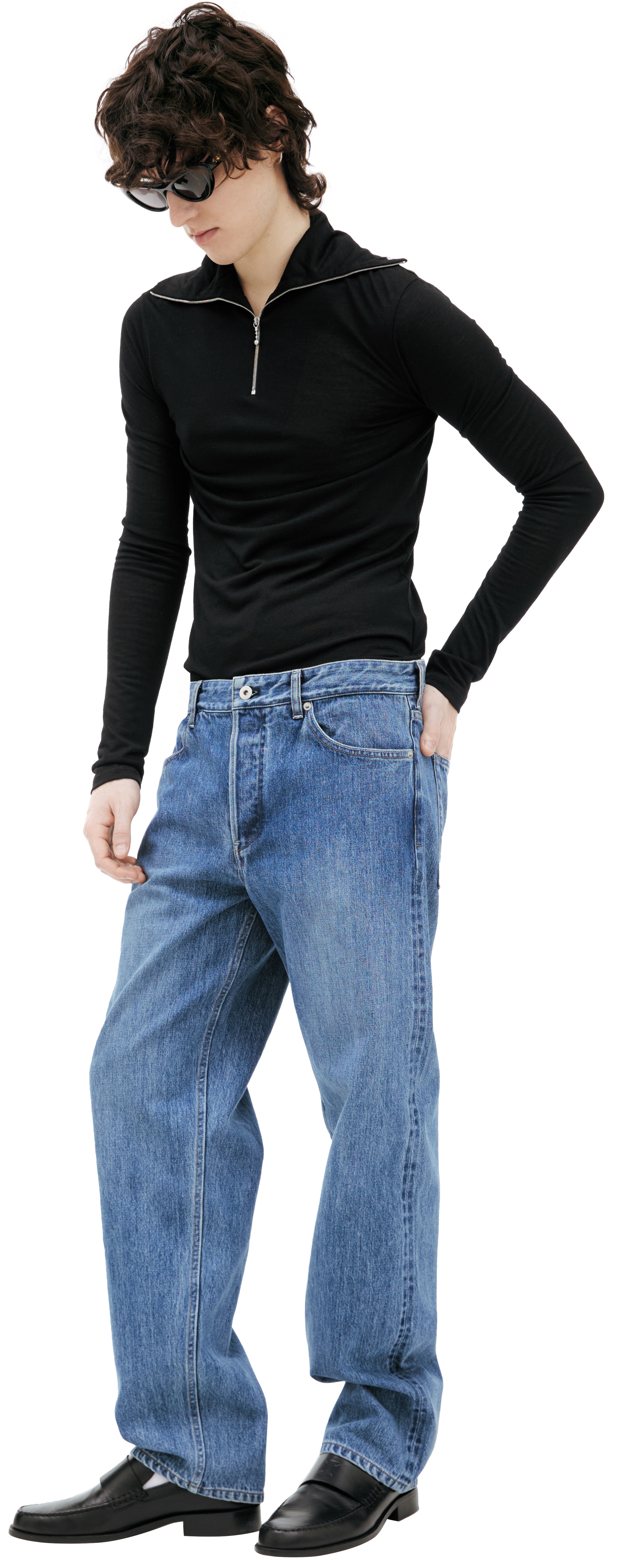 STRAIGHT JEANS WITH PATCH - 2
