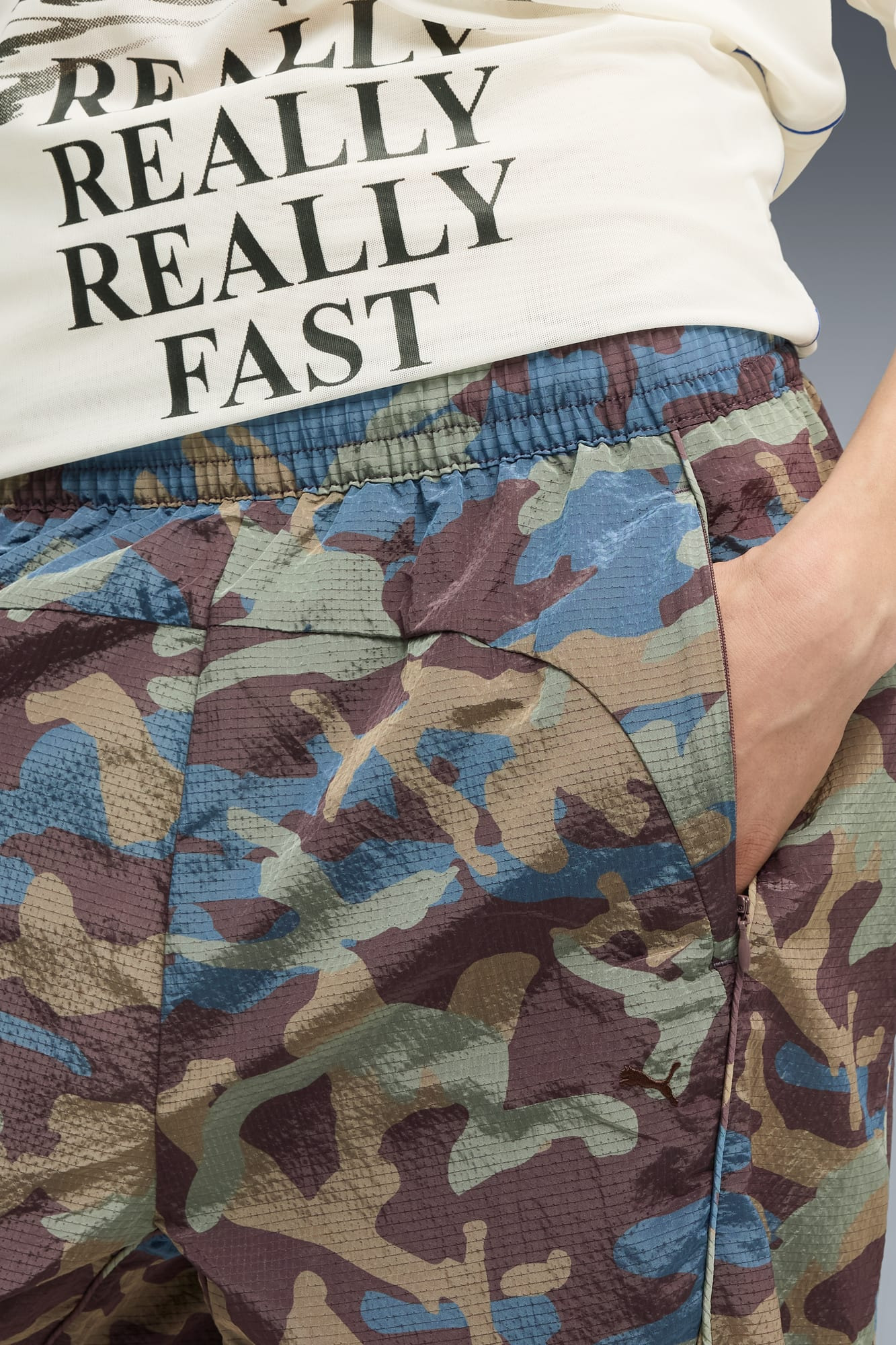 CLRT All-Over Print Pants Unisex - 4