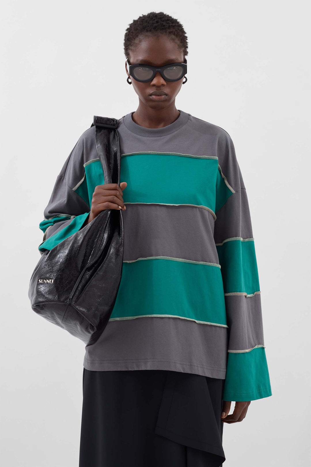 OVER LONGSLEEVE T-SHIRT W/ CUTS / anthracite & green stripes - 2