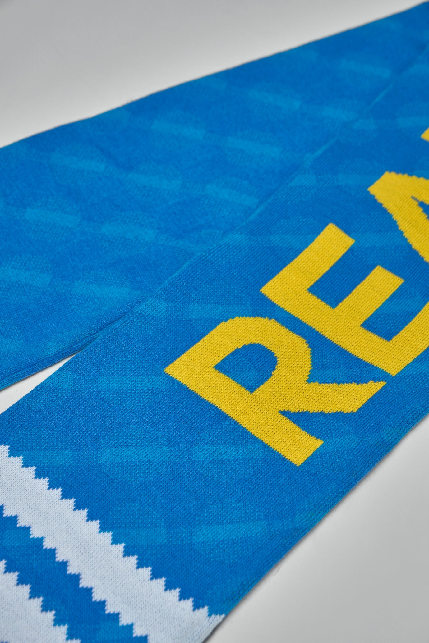 Real Madrid Third Scarf - 4