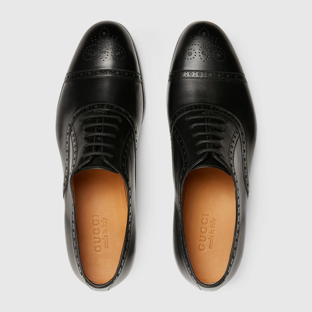 Men's shoe with brogue details - 3