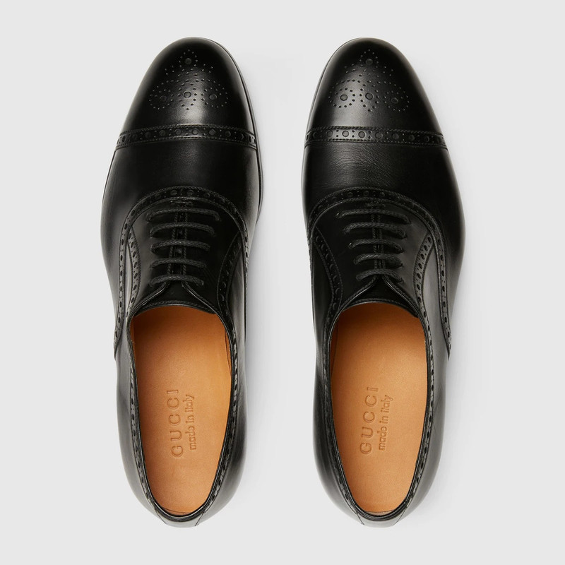 Men's shoe with brogue details 3