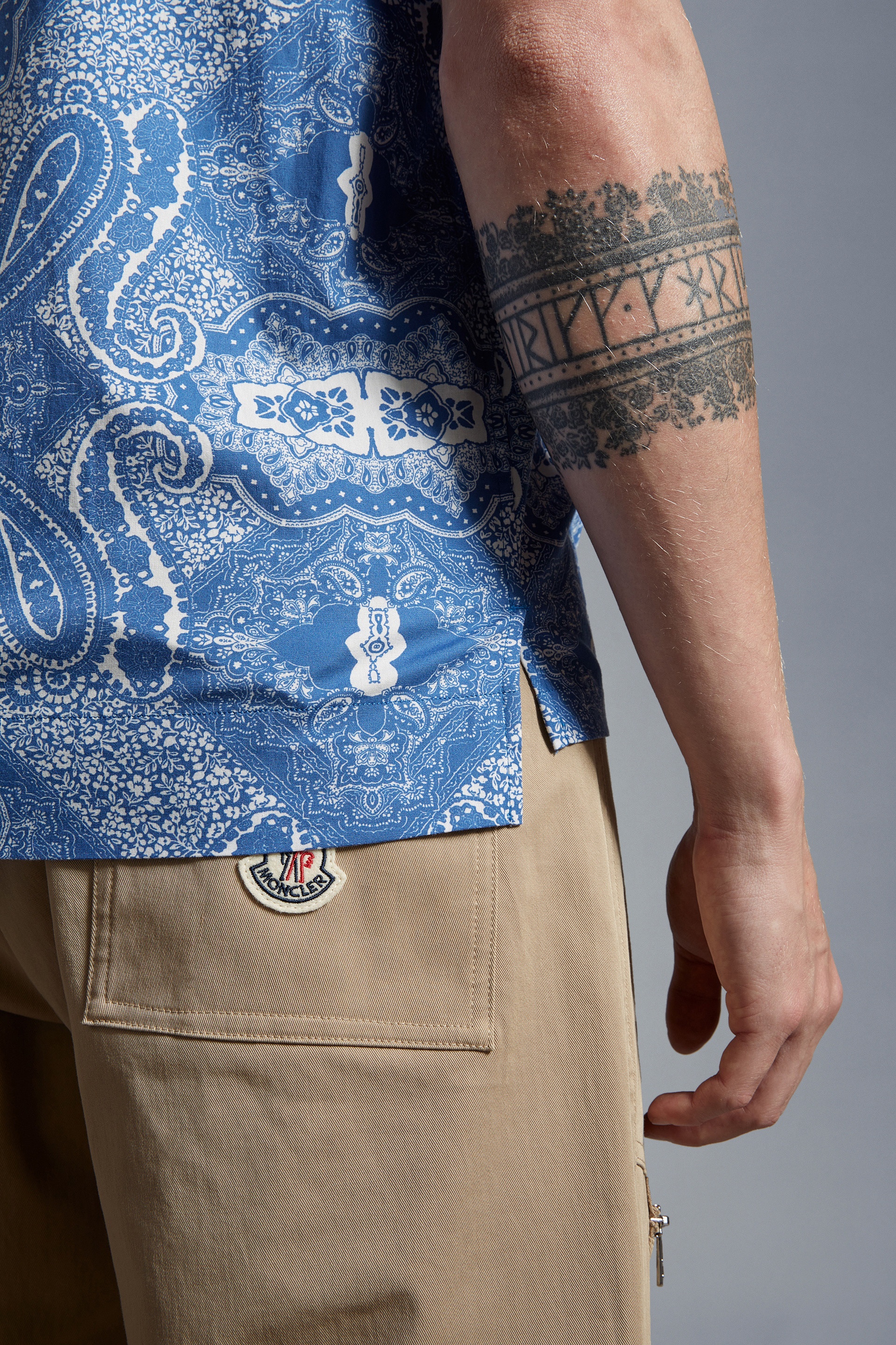 Bandana Print Shirt - 7