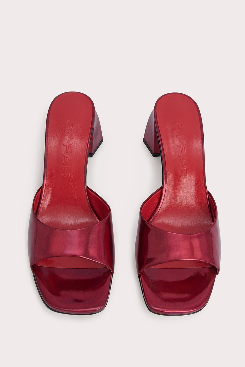 Romy Red Iridescent Lac 7