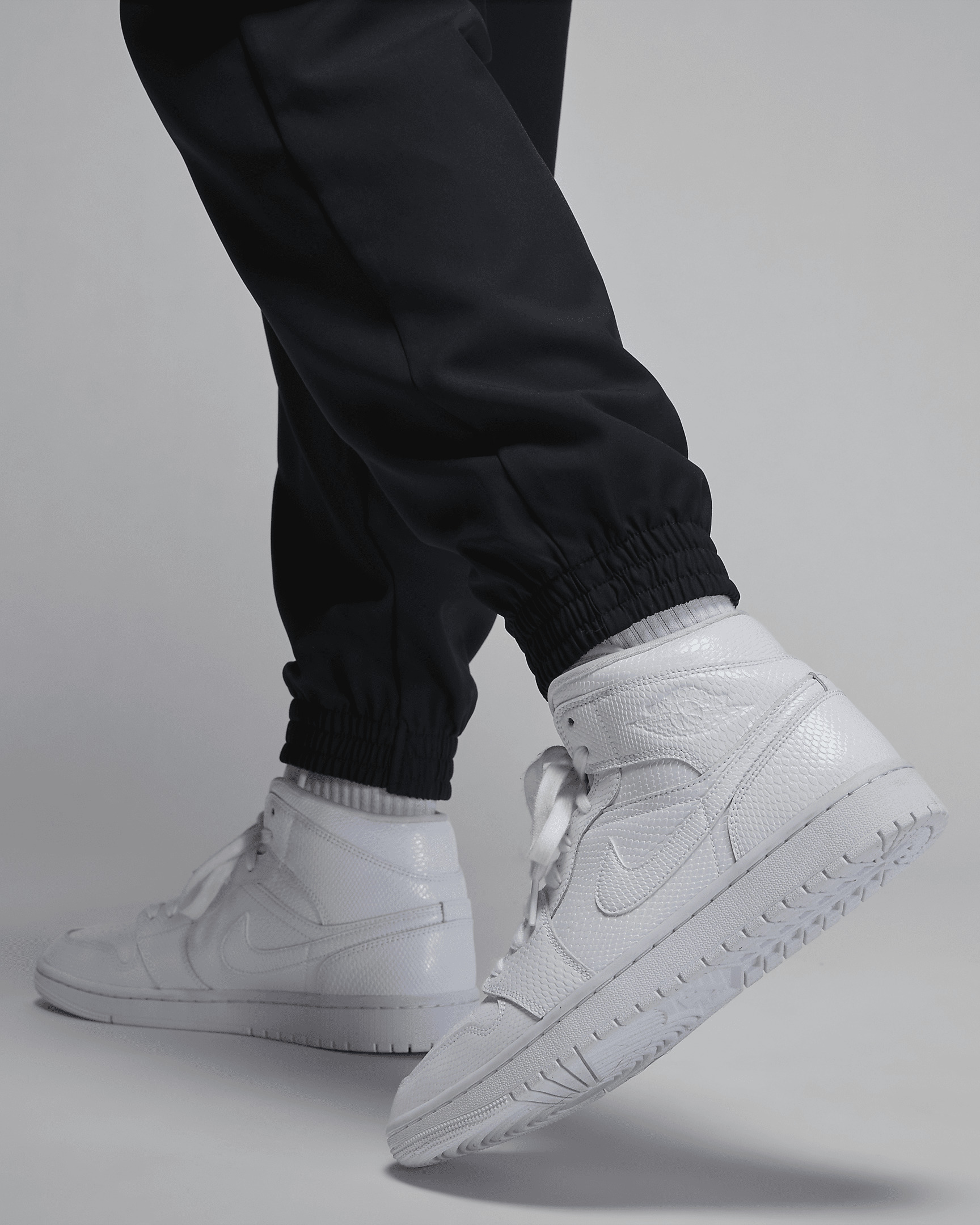 Women's Jordan Woven Pants - 4