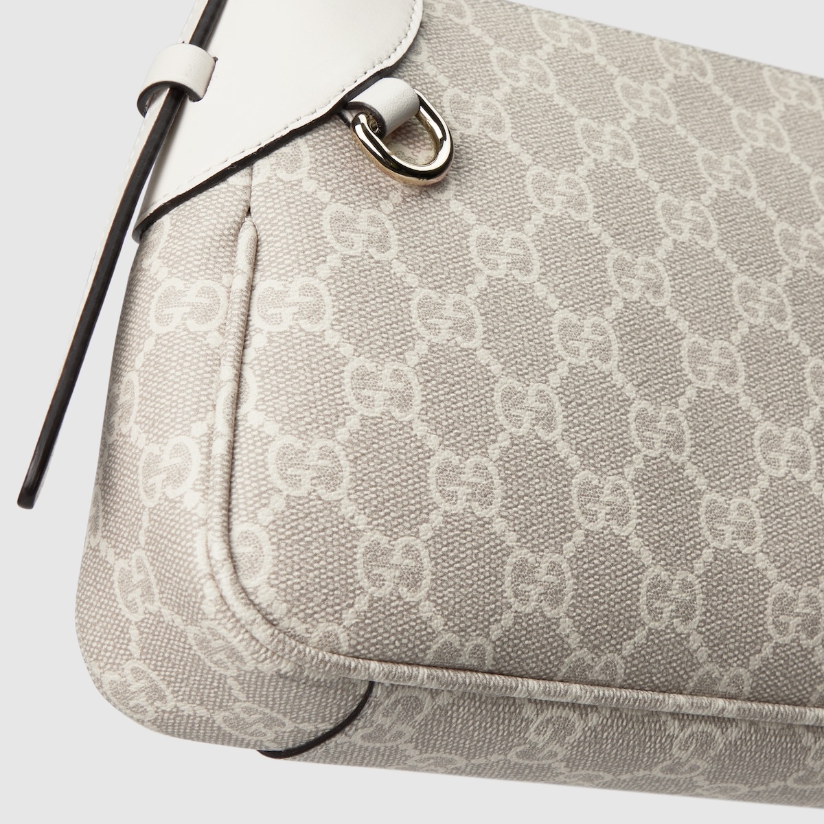 GG Emblem small shoulder bag 12