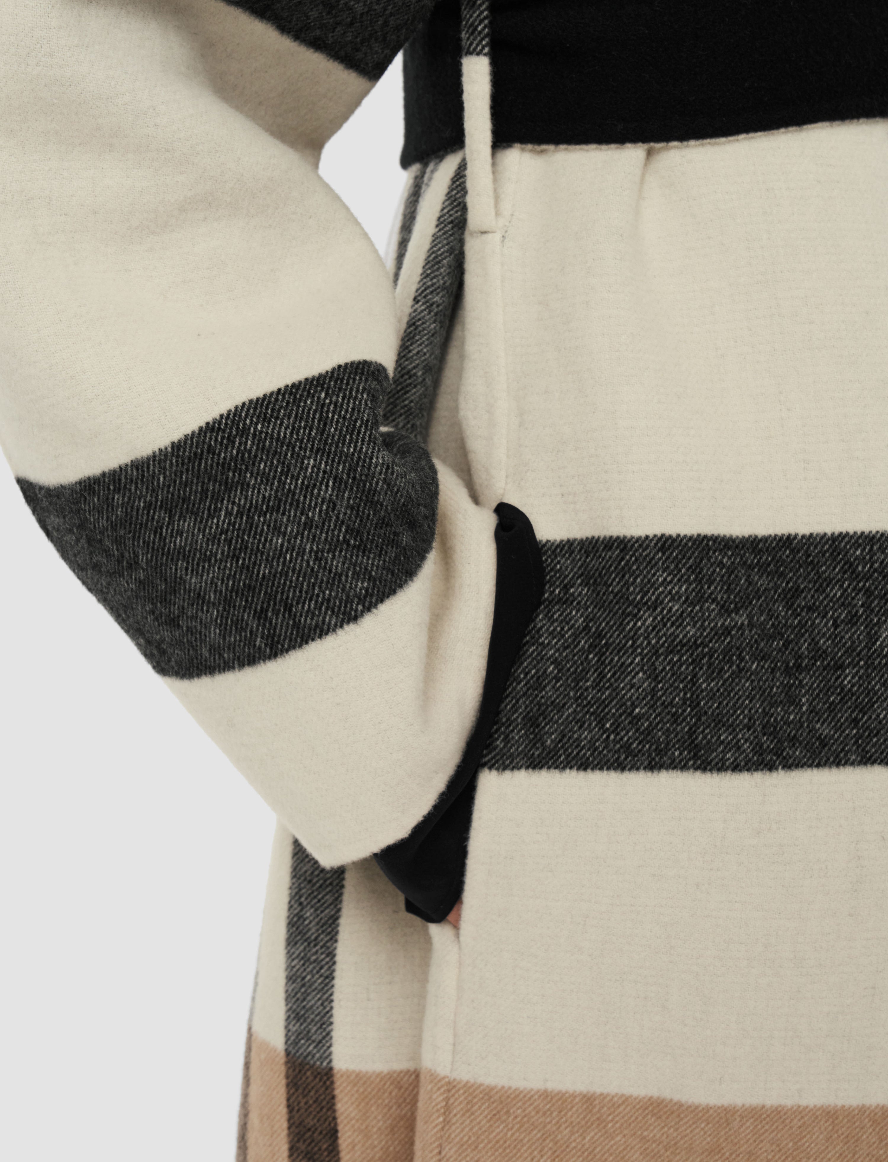 Merton Reversible Check Wool Coat - 5
