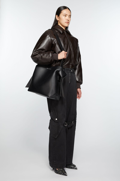 Acne Studios Musubi midi shoulder bag - Black outlook