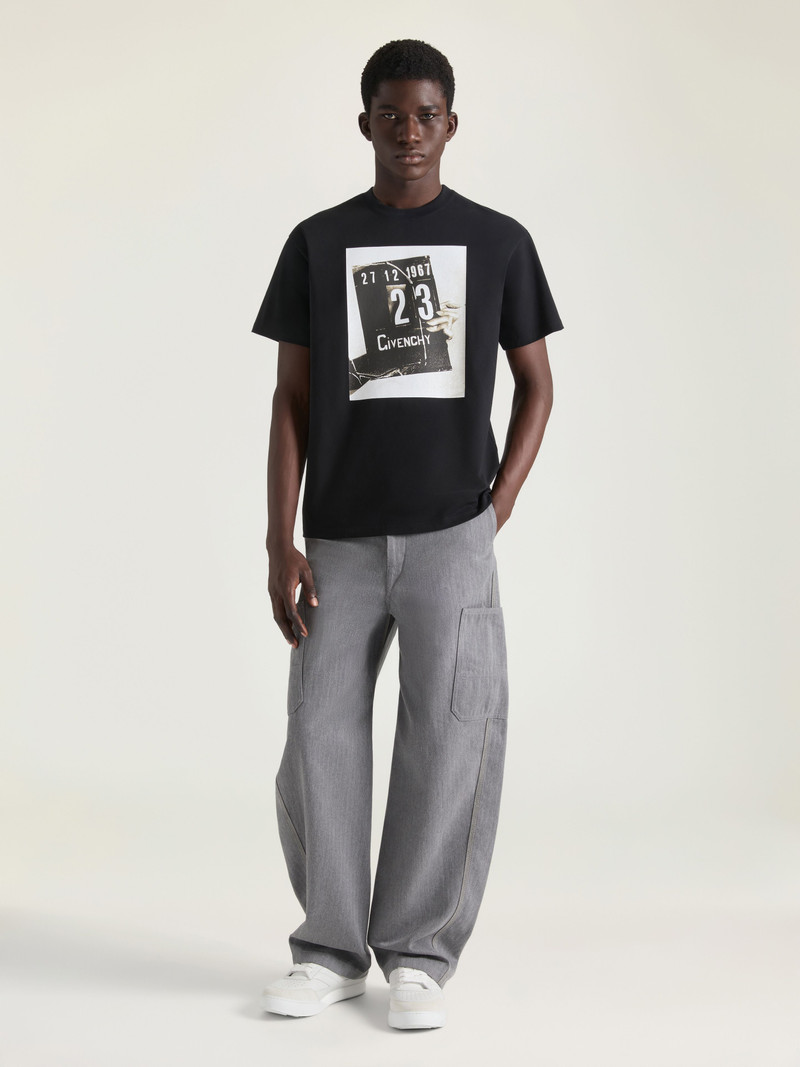Givenchy T-SHIRT IN COTTON WITH CLAPPERBOARD PRINT outlook