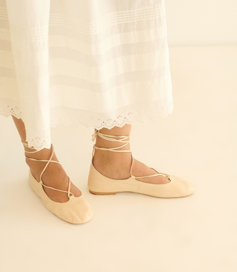 ALORA TIE FLAT 4