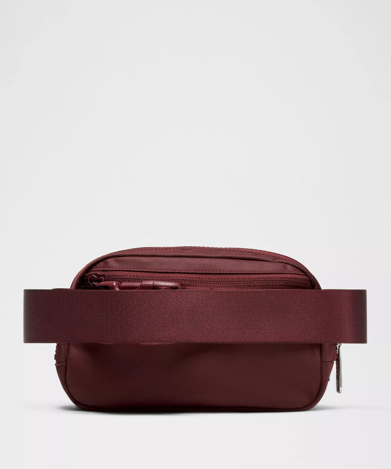 Everywhere Belt Bag 1L 3