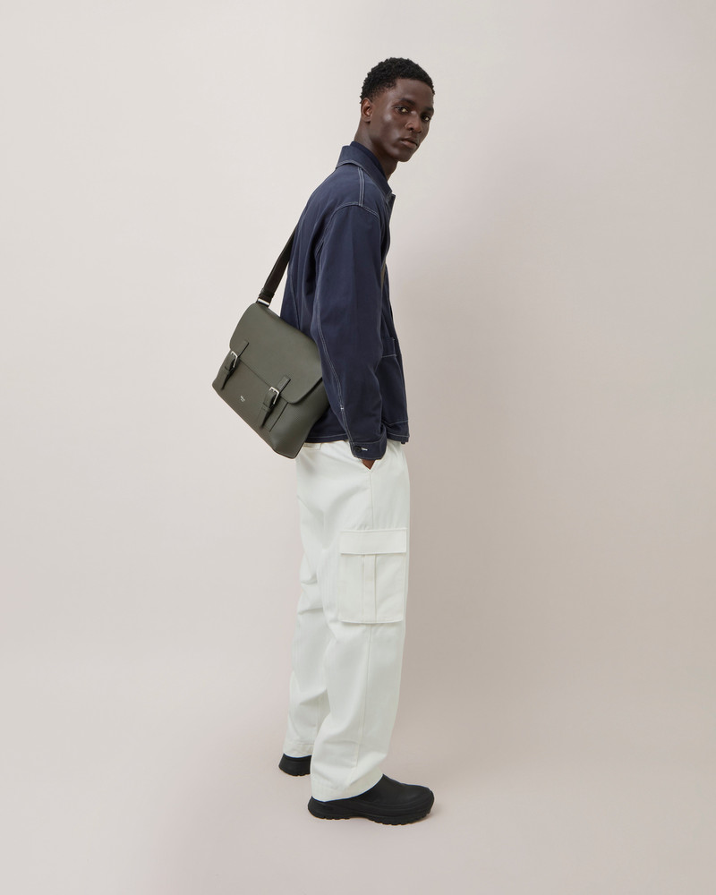 Chiltern Crossbody Messenger
Dark Green Heavy Grain 3