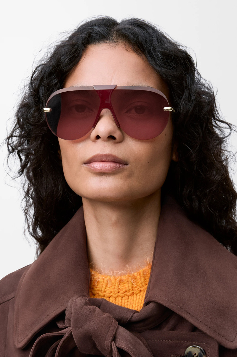 Loewe Safari sunglasses outlook