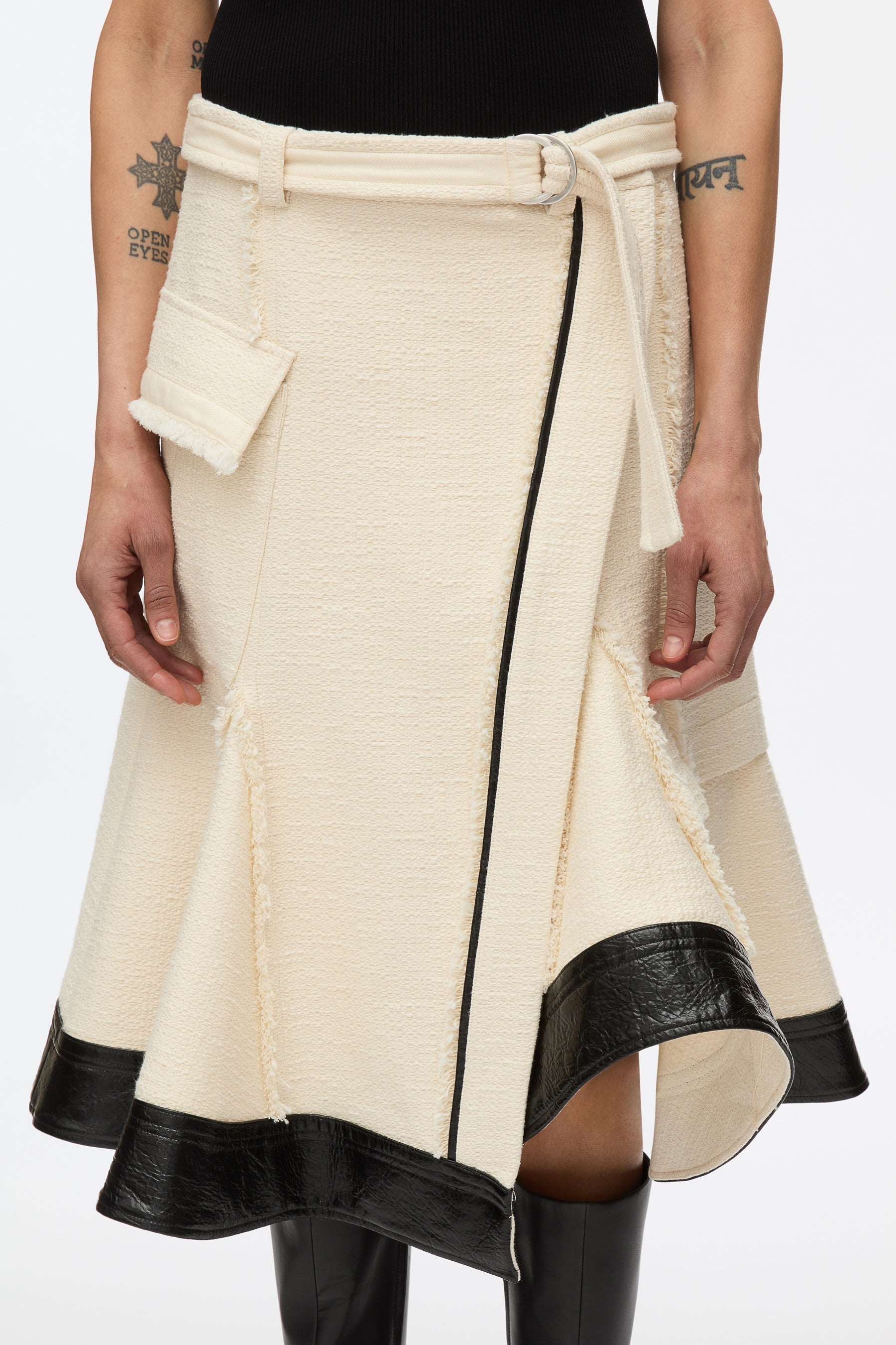 Flounce Hem Tweed Skirt - 6