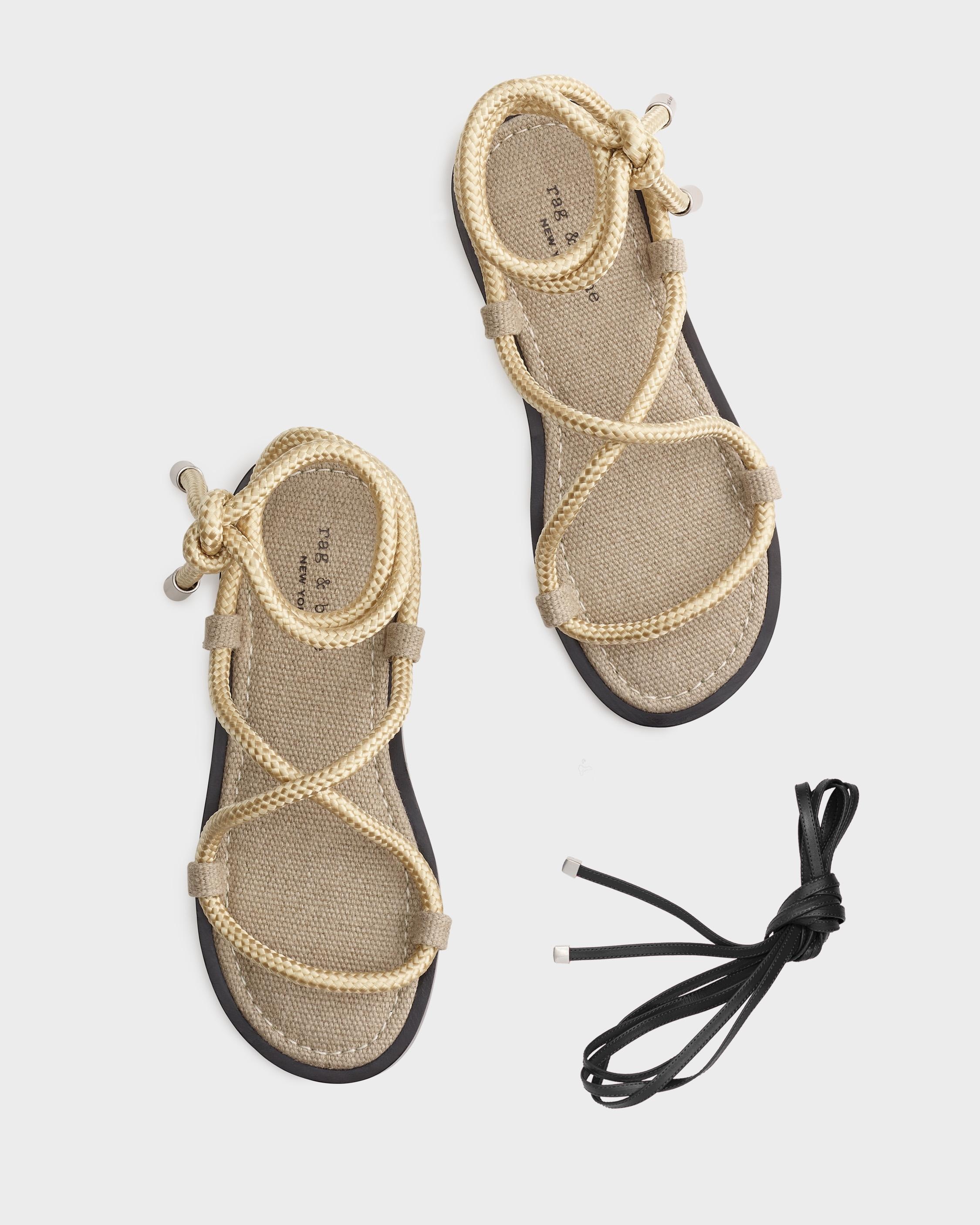 Infinity Sandal - Leather and Nylon
Flat Sandal - 4