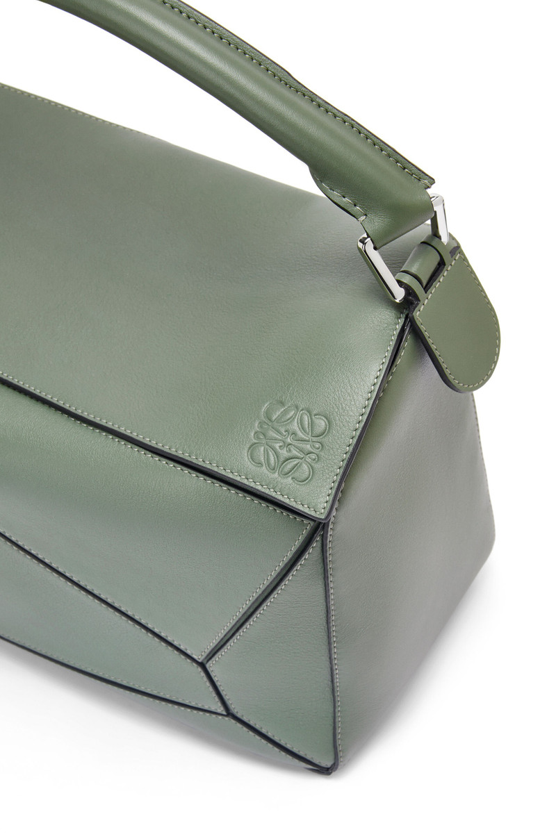 Large Puzzle bag in classic calfskin 8