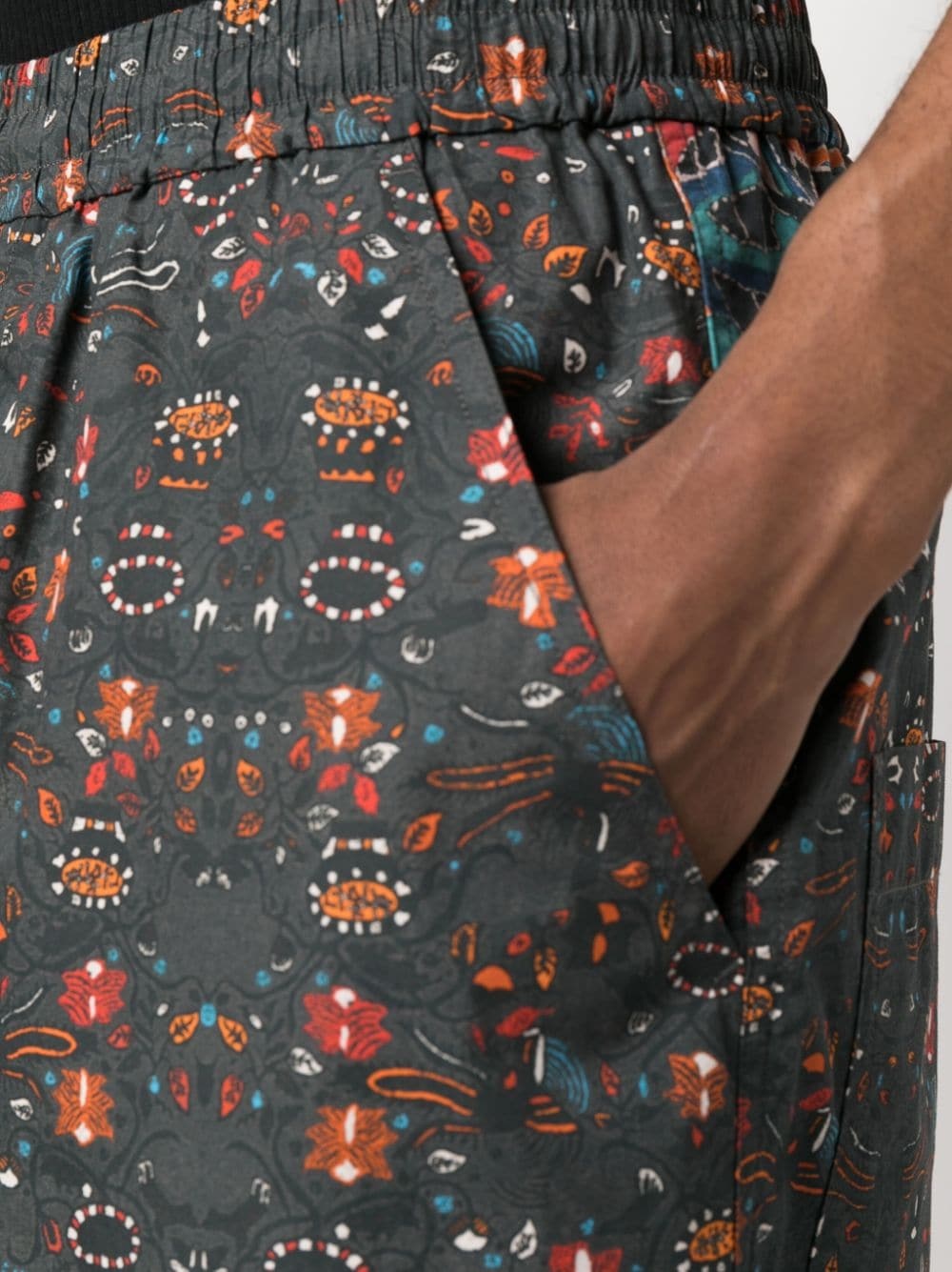 graphic-print deck shorts - 5